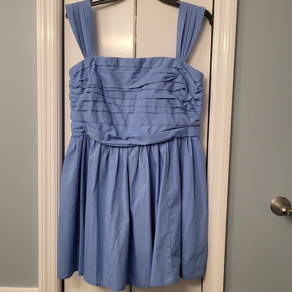 Abercrombie & Fitch Light Blue Pleated Fit & Flare Dress – Size LP